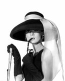 audrey hepburn cappello e tubino - poster 35 x 50