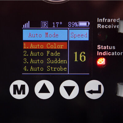 Evolite - Battery-powered 30 x 5 W RGB LED architectural projector with reflector system, IP 65