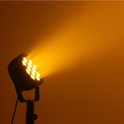 Mac Mah - 12 x 12 W 6-in-1 RGBWA-UV, high brightness flat PAR LED projector