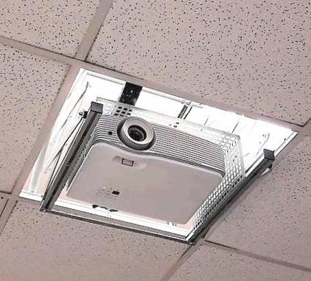 Elevatore motorizzato da controsoffitto per videoproiettori "Power-Lift" (con discesa 30cm, portata 18kg, cestello 42x40x13,5cm)