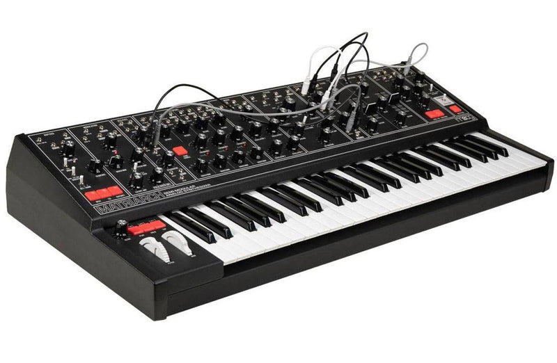 Moog Matriarch Dark Edition